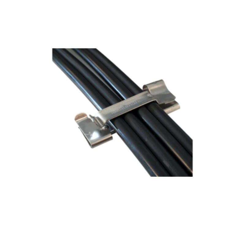 Products_ 800 x 736_ Four Cable Clip 90