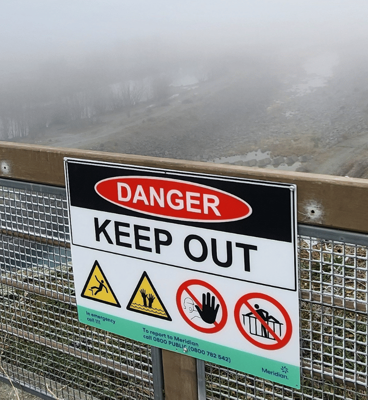 Products_ 736 x 800_Danger Signage