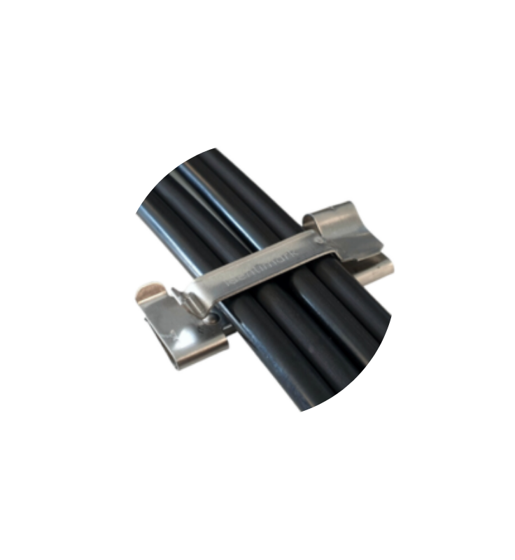 E4-90CC Stainless 90° Four Cable Clip